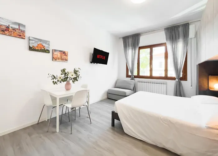 Pietramellara Apartment, Center, Station, Fiera Appartamento Bologna